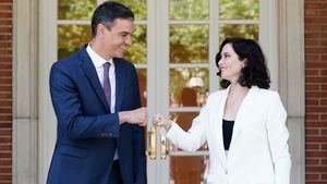 Ayuso cancela su visita a Moncloa para evitar verse con Sánchez: sus motivos