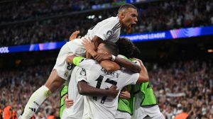 El Real Madrid remonta un 0-2 y evita una crisis antes del Clásico: 5-2 al Dortmund