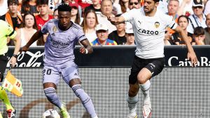 El Valencia solicita oficialmente a la Liga aplazar el partido contra el Real Madrid por la DANA