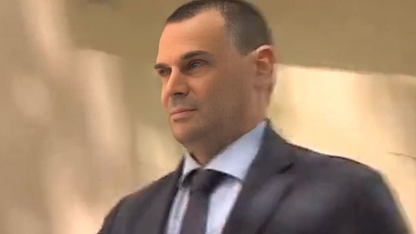 Alberto González Amador