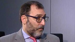 El juez Velasco pone en duda la legitimidad del Gobierno y ataca a Montero: "cajera de Mercadona"