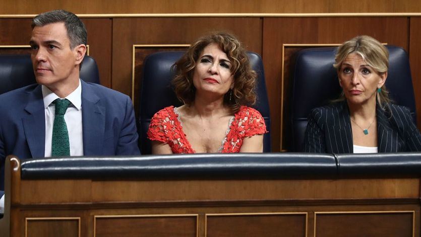 Pedro Sánchez, María Jesús Montero y Yolanda Díaz, en el Congreso
