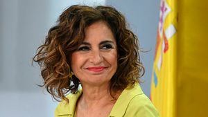 Montero será líder del PSOE de Andalucía sin disputas: es la única con avales