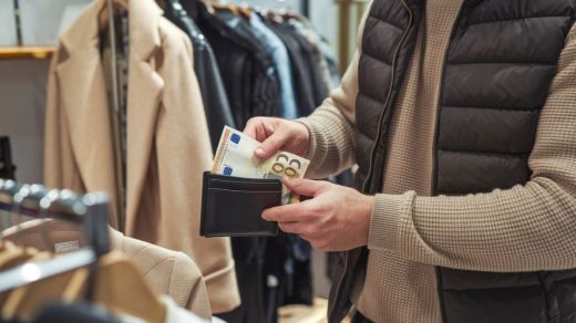 Pagando en un comercio