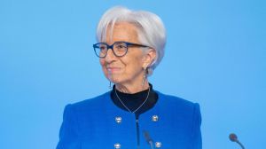 El BCE cumple el guión y baja los tipos de interés del euro al 2,5% pese a la tormenta de incertidumbre
