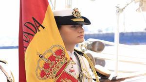 Revuelo en Zarzuela por la filtración de unas fotos de la princesa Leonor en biquini