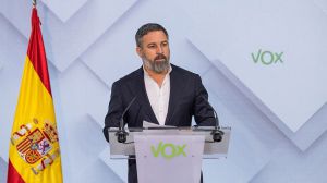 Otro problema para Vox, ahora en Navarra: una de sus 2 parlamentarios deja el partido por "discrepancias"