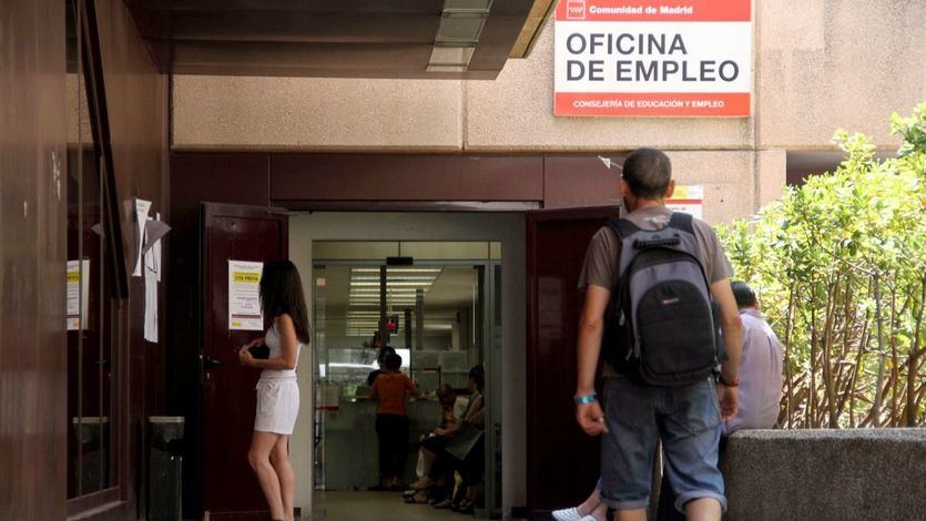 España, único país de la OCDE con una tasa de paro por encima del 10%