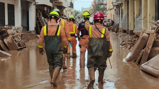 Trabajos de limpieza tras las inundaciones en Valencia