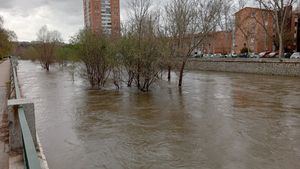 La primavera arranca en España con alertas: inundaciones, nevadas, viento...