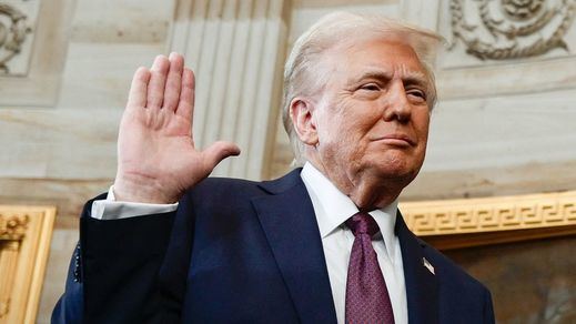 Trump, jurando el segundo cargo presidencial