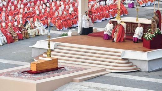 Funeral del Papa Benedicto