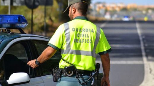 La Guardia Civil de Tráfico, en un control