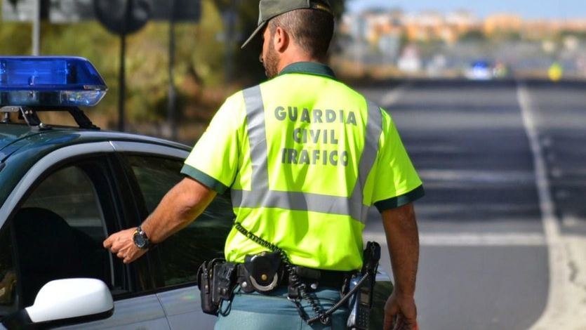 La Guardia Civil de Tráfico, en un control