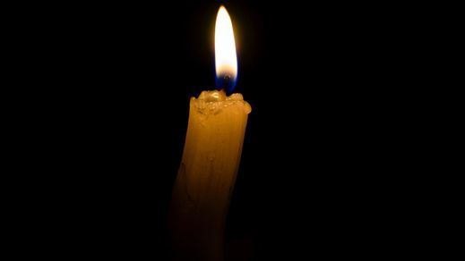 A la luz de la vela