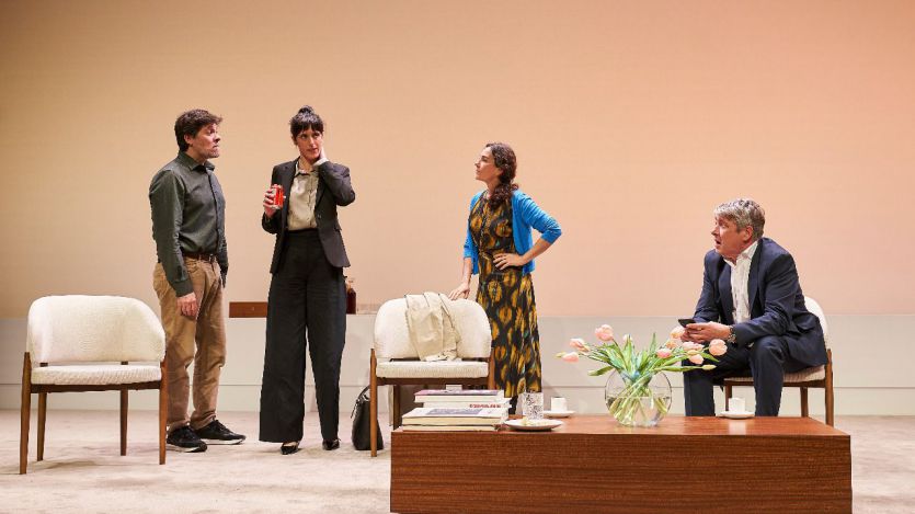 'Un déu salvatge': un éxito contrastado que vuelve, con nuevos actores, en el Teatro Goya
