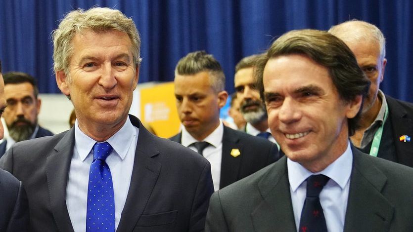 Feijóo, con Aznar y Juanma Moreno
