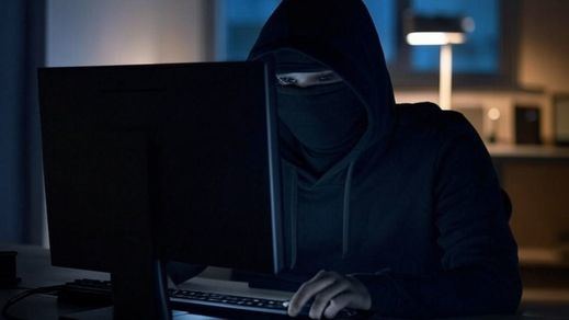 Un pirata informático/hacker