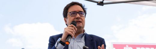 Óscar López