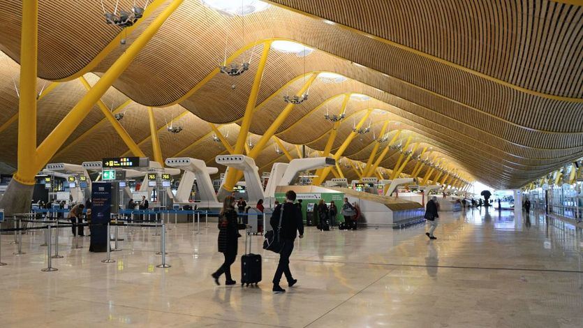 Vista del aeropuerto Adolfo Suarez Barajas-Madrid 
