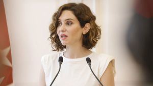 Ayuso, sobre Sánchez: "Siempre se oye que la corrupción va a acabar con él... yo pienso que es lo contrario"