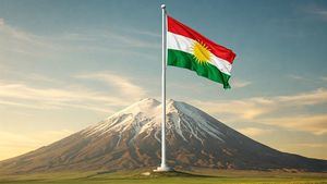 El grupo armado kurdo PKK acuerda su disolución tras 40 años de lucha
