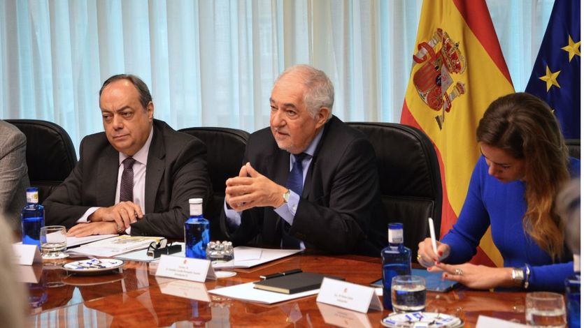 Reunión del Tribunal Constitucional presidida por Cándido Cónde-Pumpido