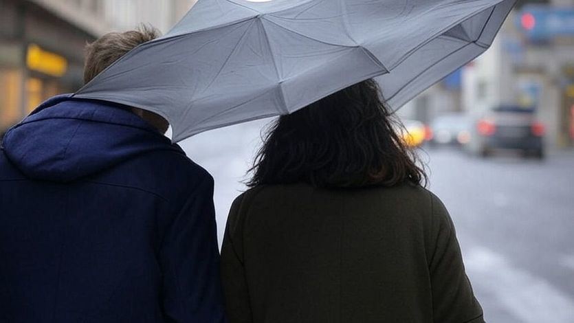 Lluvia y viento en la ciudad