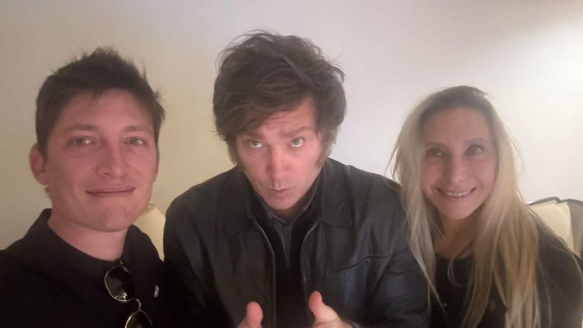 Javier Milei, Santiago Caputo y Karina Milei