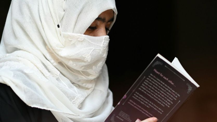 Una musulmana con hiyab