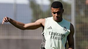 Mbappé recibe el alta tras el susto pero se complican sus opciones al Balón de Oro