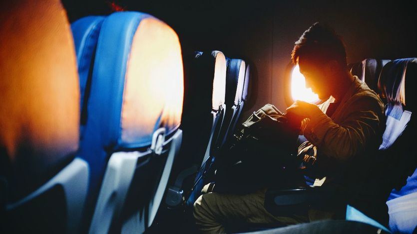 Equipaje en el avión