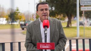 La Justicia extremeña deniega el controvertido aforamiento de Gallardo en la causa del hermano de Sánchez
