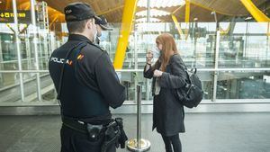 Caos y colapso en el aeropuerto de Barajas: la Guardia Civil tuvo que intervenir