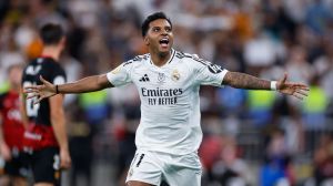 Rodrygo, con un pie fuera del Madrid, podría ser la clave para la llegada de Konaté y un centrocampista