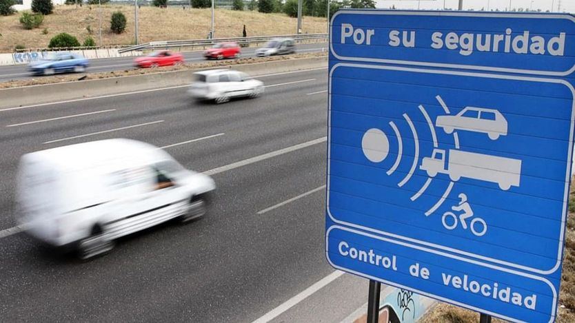Un radar de tráfico