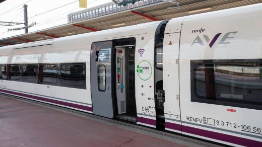 Tren AVE de Renfe