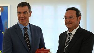 Sánchez reitera su apoyo al fiscal general pese al procesamiento del Supremo