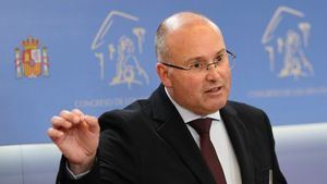 El PP sigue quemando puentes con el PNV: le acusa de ser "cómplice" de la corrupción del PSOE
