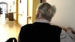 Crisis sanitaria en residencias de Madrid: brotes de sarna y chinches