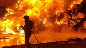 Tragedia en uno de los incendios de León: fallece un voluntario que trabajaba contra el fuego