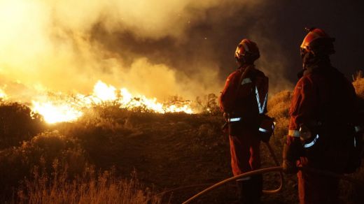 Personal de la UME en el incendio de Tenerife
