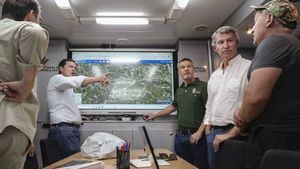 Feijóo y sus presidentes autonómicos reclaman mayor intervención del Ejército en los incendios