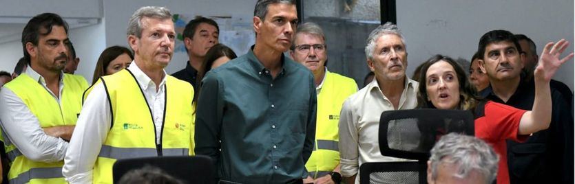 Alfonso Rueda, presidente de la Xunta de Galicia; Pedro Sánchez, presidente del Gobierno y Fernando Grande-Marlaska, ministro del Interior
