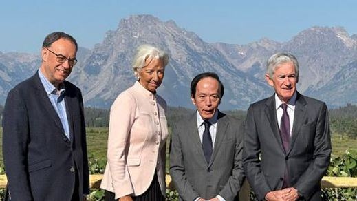 Andrew Bailey, director del Banco de Inglaterra; Christine Lagarde, presidenta del Banco Central Europeo; Kazuo Ueda, director del Banco japonés y Jerome Powell, presidente de la Reserva Federal