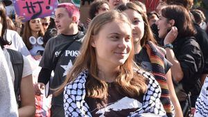 La Flotilla de Greta Thunberg vuelve a salir hacia Gaza tras tener que regresar por el mal tiempo