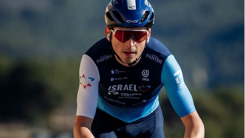 Ciclistas del equipo Israel - Premier Tech