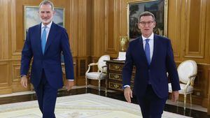 Zarzuela da un toque de atención a Feijóo tras desvelar su conversación con el Rey: "Neutralidad política"