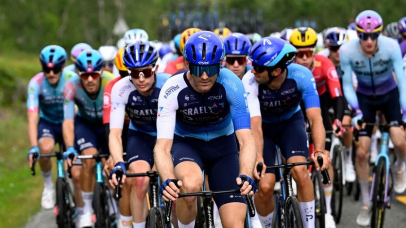 Ciclistas del equipo Israel - Premier Tech
