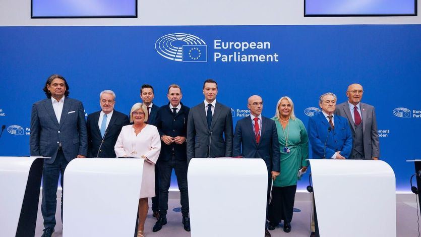 Miembros de Patriots for Europe